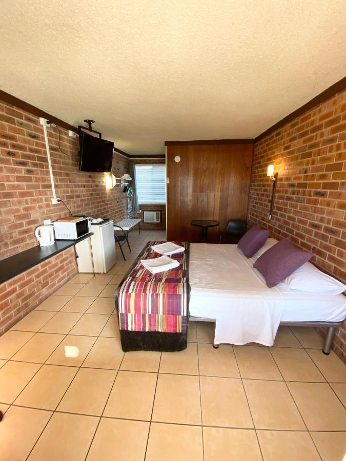 Proserpine Motor Lodge المظهر الخارجي الصورة